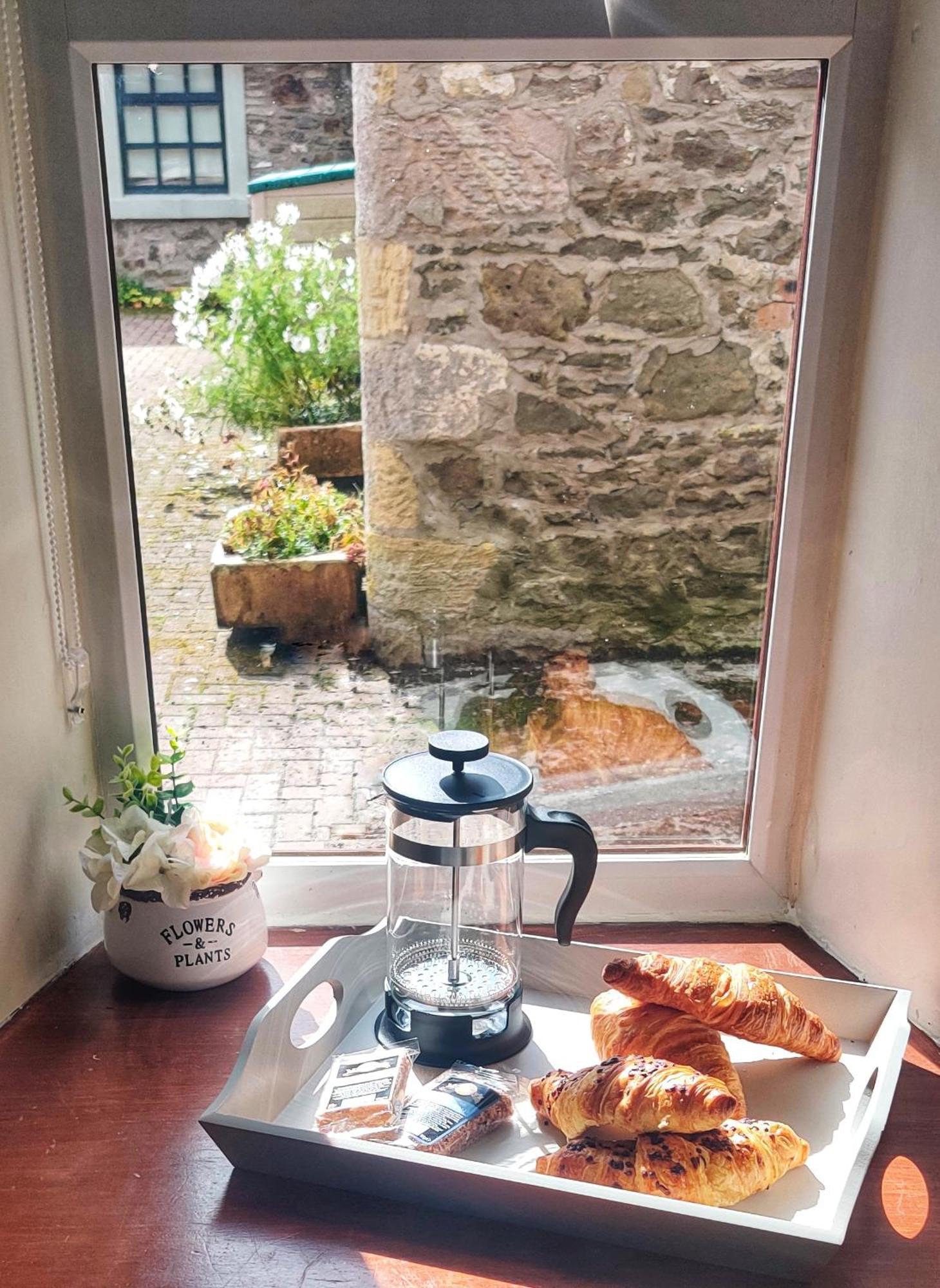 The Granary At Tinto Retreats, Biggar Is A Gorgeous 3 Bedroom Stone Holiday home